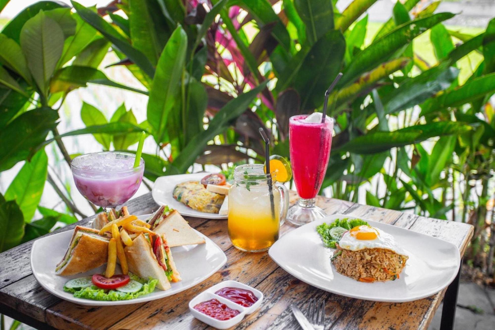 Oyo 1207 Pondok 789 Near Canggu Echo Beach מראה חיצוני תמונה