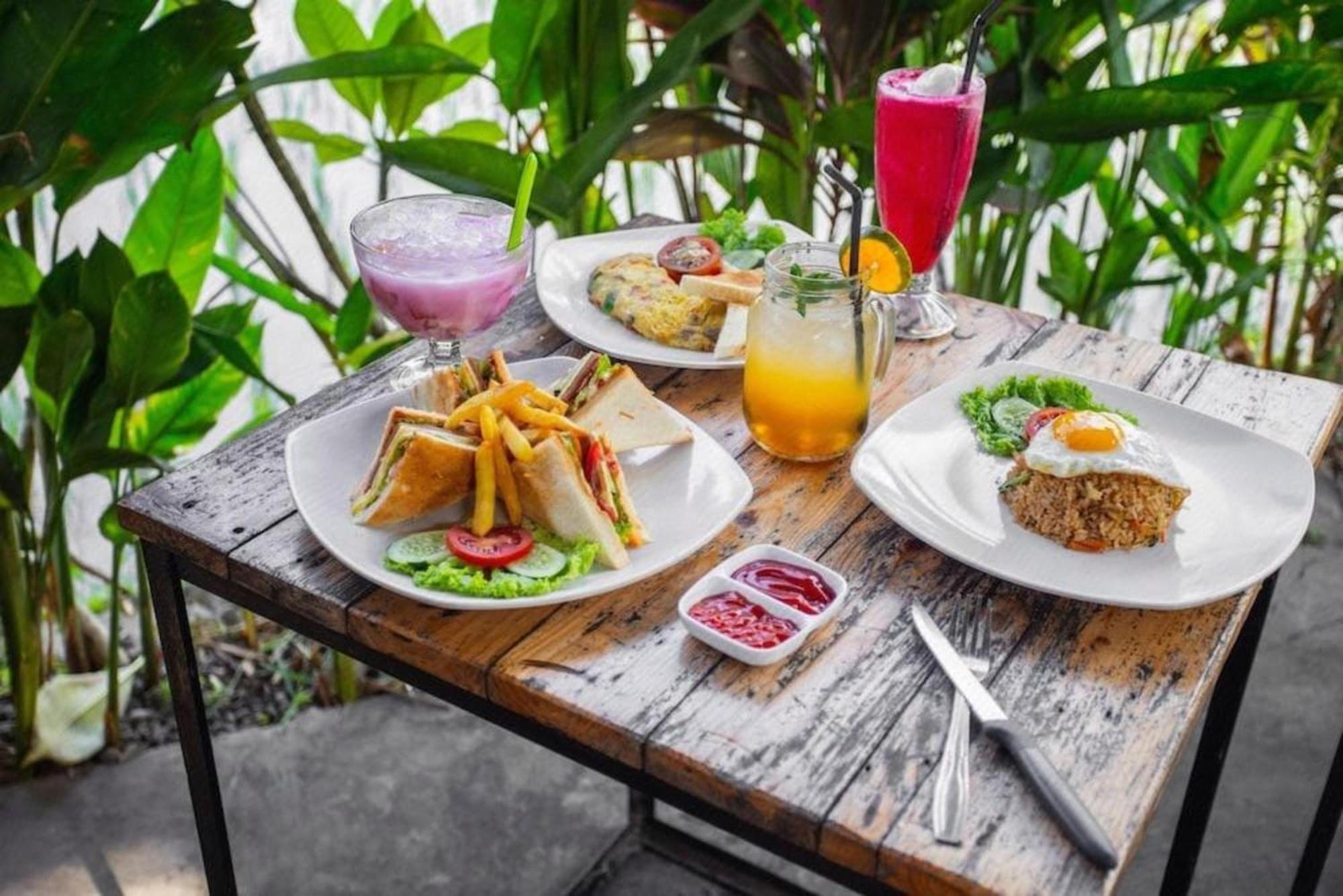 Oyo 1207 Pondok 789 Near Canggu Echo Beach מראה חיצוני תמונה