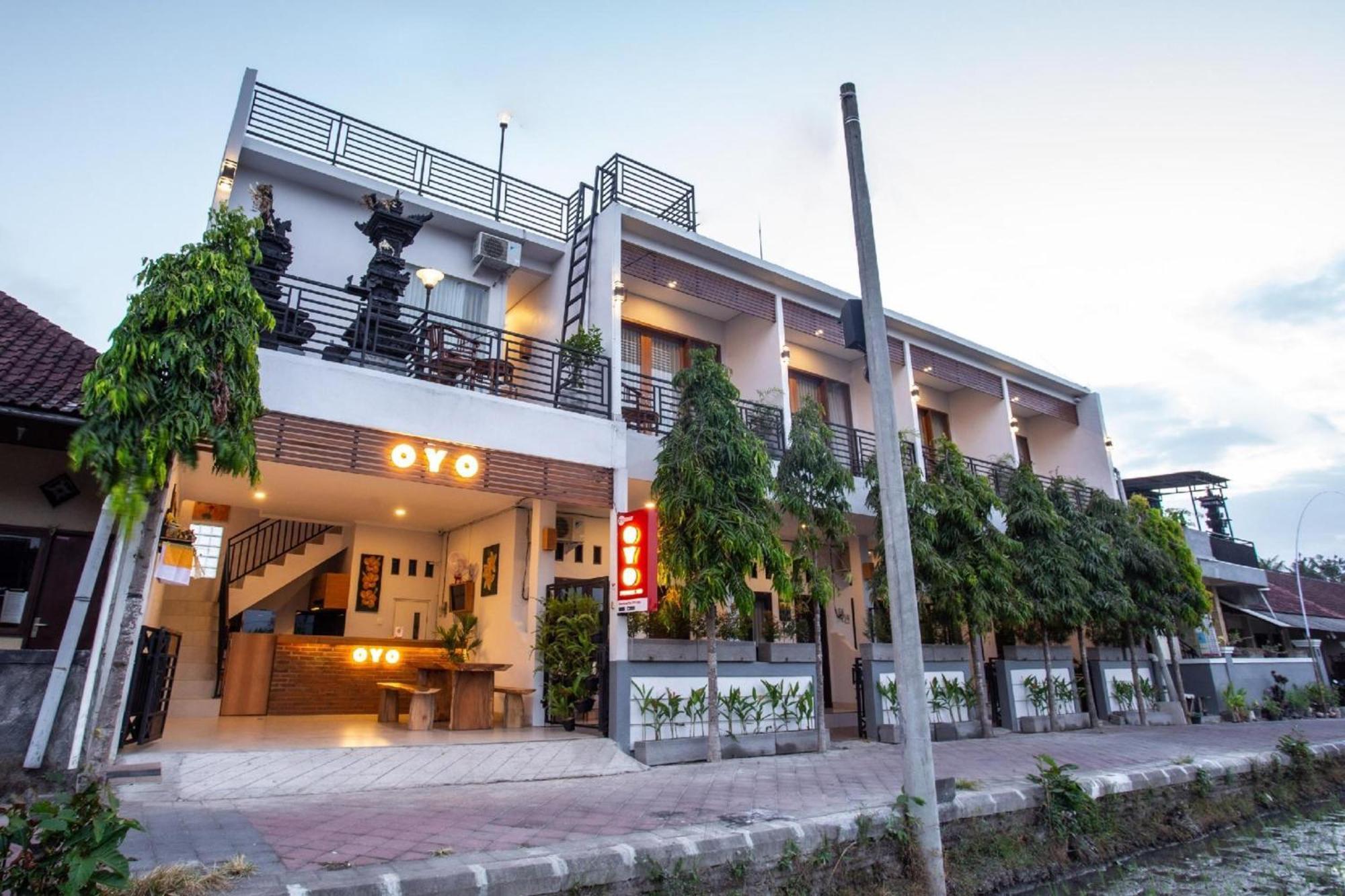Oyo 1207 Pondok 789 Near Canggu Echo Beach מראה חיצוני תמונה
