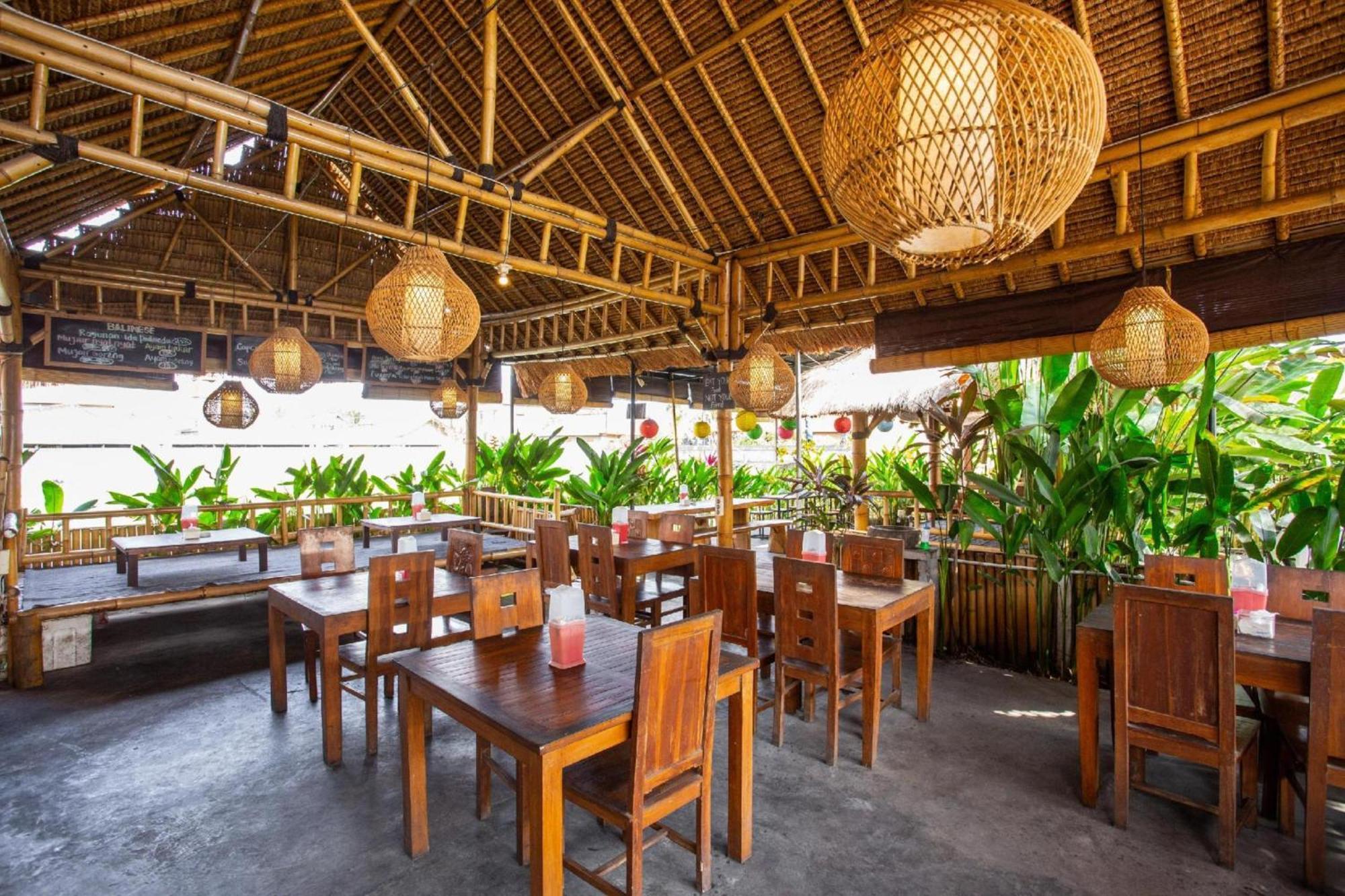 Oyo 1207 Pondok 789 Near Canggu Echo Beach מראה חיצוני תמונה