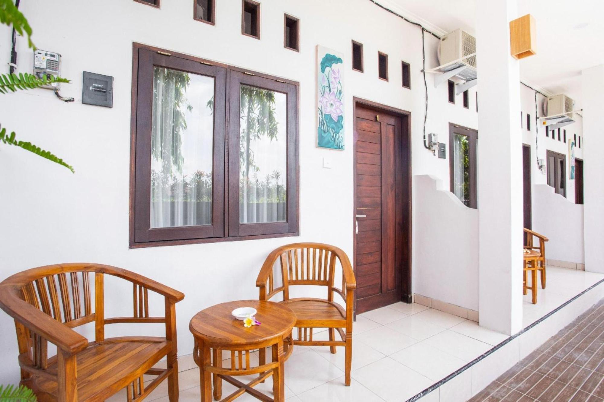 Oyo 1207 Pondok 789 Near Canggu Echo Beach מראה חיצוני תמונה
